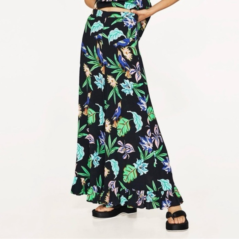 Zara Black and Green Ruffled Maxi Trousers Resort Wear